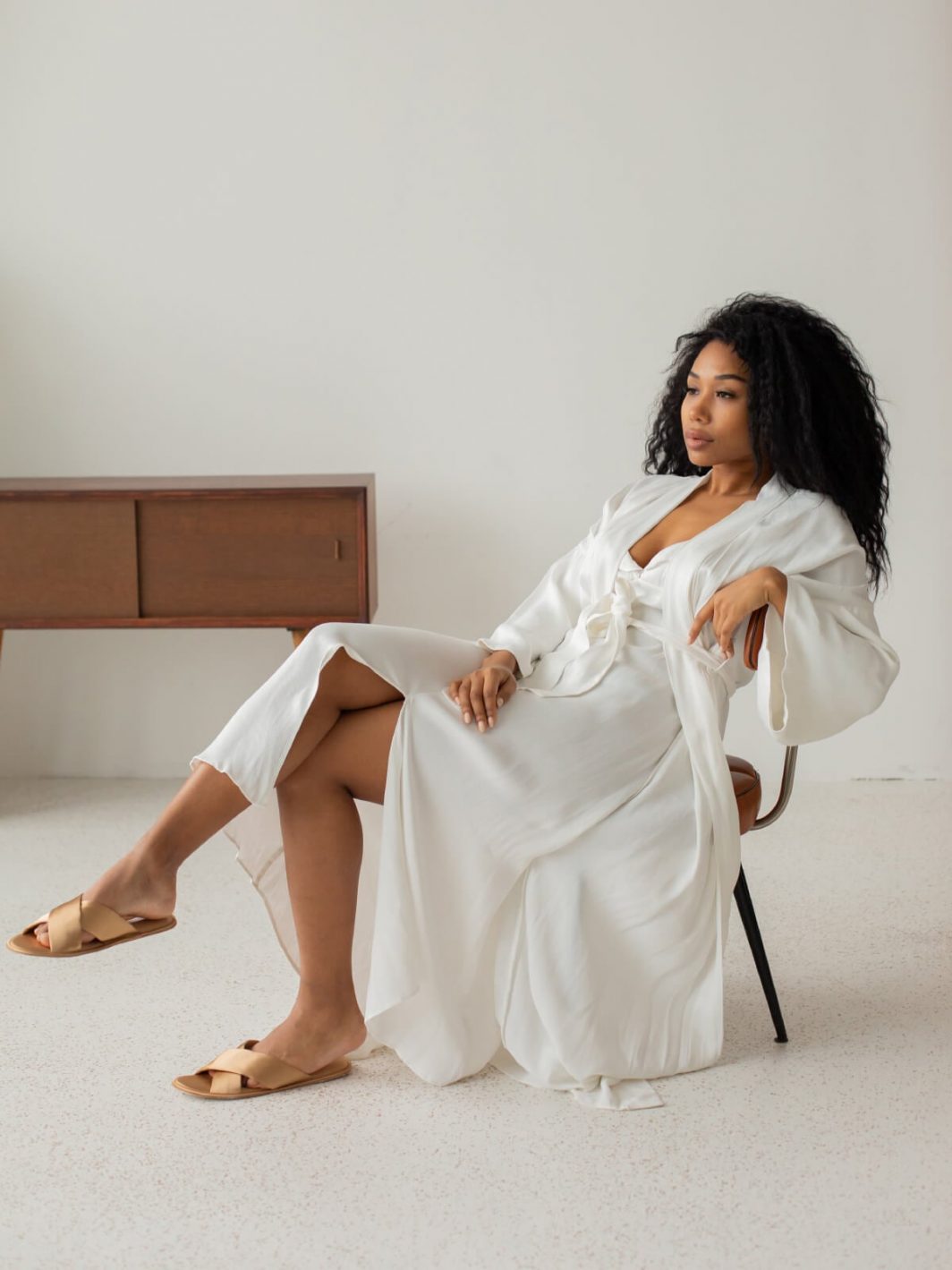 Relaxed long robe